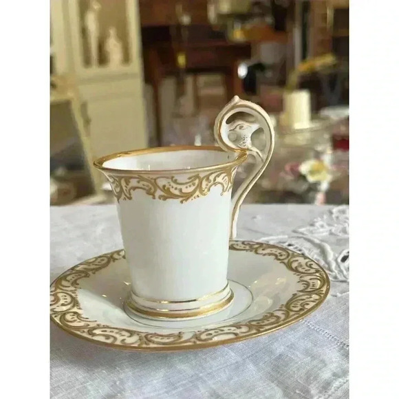 Richard Klemm Dresden Porcelain Gold Demitasse and Saucer Late1860s - Picture 10 of 16